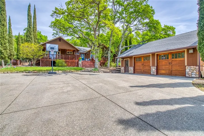 18968 North Shore Drive, Hidden Valley Lake, California 95467