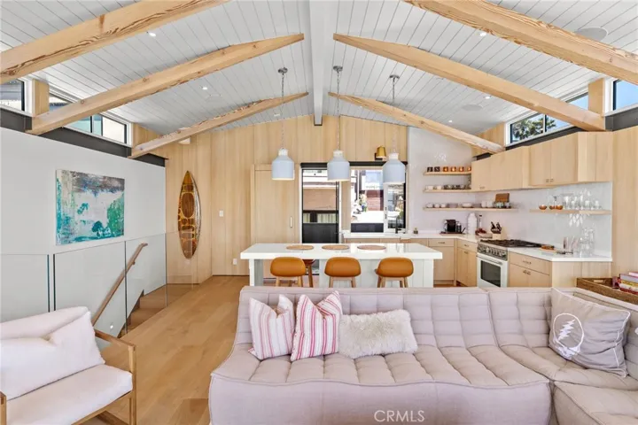 2912 Ocean Drive, Manhattan Beach, California 90266