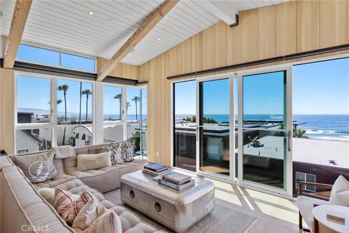 2912 Ocean Drive, Manhattan Beach, California 90266