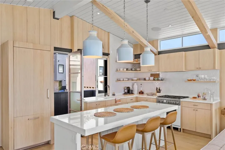 2912 Ocean Drive, Manhattan Beach, California 90266
