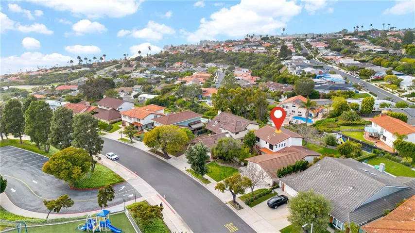 7251 Rue La Fleur, Rancho Palos Verdes, California 90275