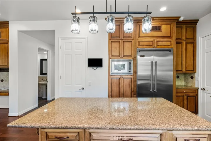 25301 Prado De Los Arboles, Calabasas, California 91302
