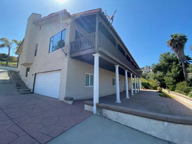 10024 Eubank Lane, Spring Valley, California 91977