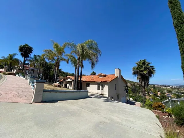 10024 Eubank Lane, Spring Valley, California 91977