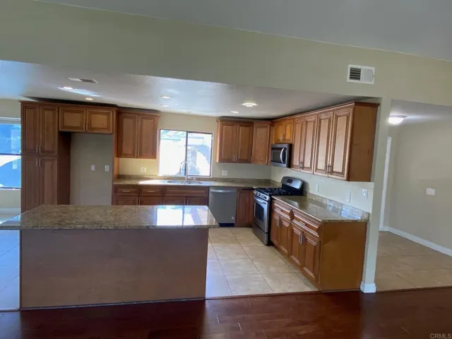 10024 Eubank Lane, Spring Valley, California 91977