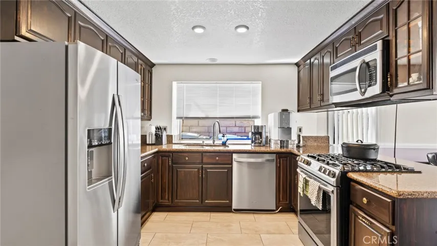19765 Azure Field Drive, Newhall, California 91321
