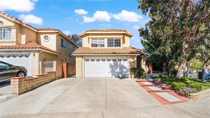 19765 Azure Field Drive, Newhall, California 91321