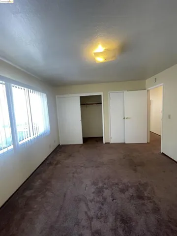 9845 B St, Oakland, California 94603