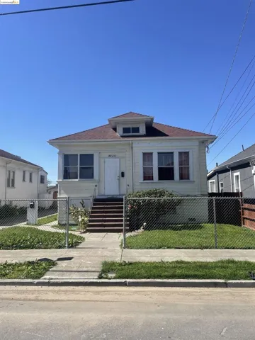 9845 B St, Oakland, California 94603