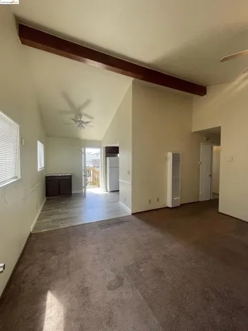 9845 B St, Oakland, California 94603