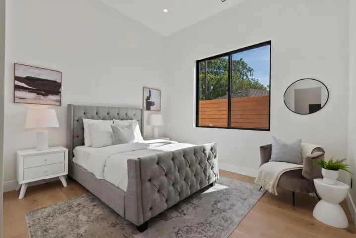 136 Lois Lane, Palo Alto, California 94303