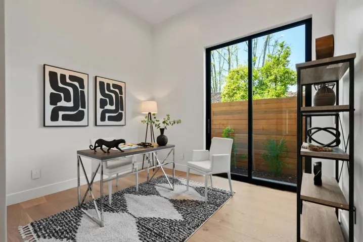 136 Lois Lane, Palo Alto, California 94303