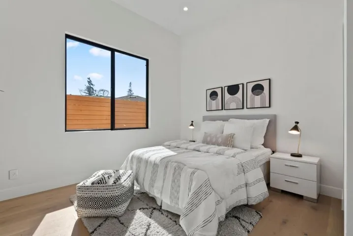 136 Lois Lane, Palo Alto, California 94303
