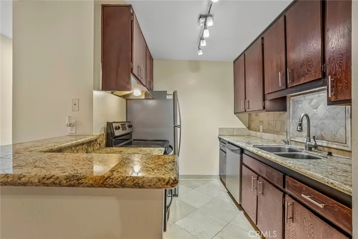 3602 W Estates Lane 116, Rolling Hills Estates, California 90274