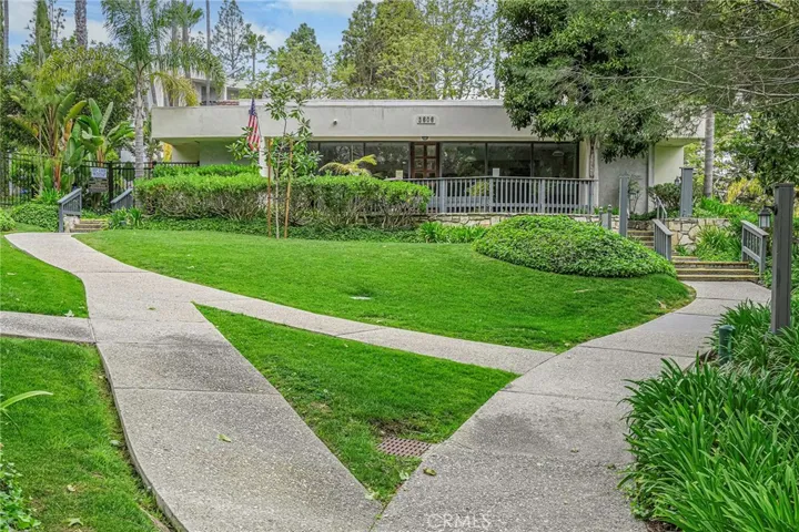 3602 W Estates Lane 116, Rolling Hills Estates, California 90274