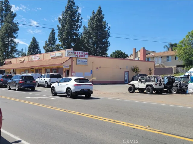 102 E Mission Road, Fallbrook, California 92028