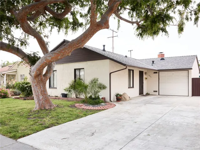 14513 Fonthill Avenue, Hawthorne, California 90250