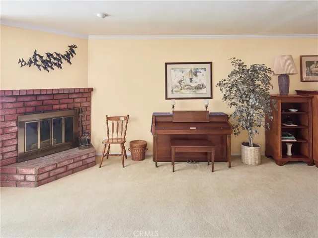 14513 Fonthill Avenue, Hawthorne, California 90250