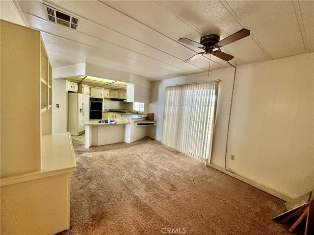 601 N Kirby Street 370, Hemet, California 92545