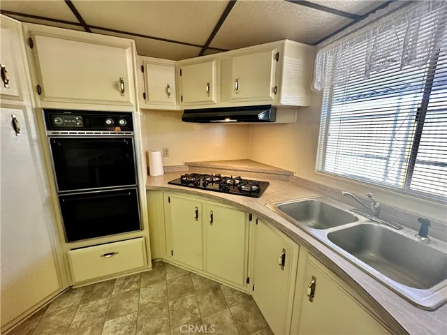 601 N Kirby Street 370, Hemet, California 92545