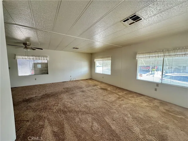 601 N Kirby Street 370, Hemet, California 92545
