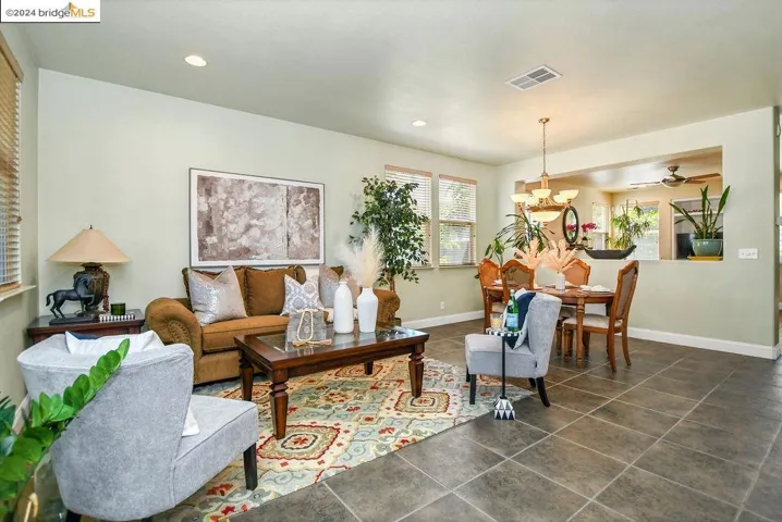 114 Amador Ct, Oakley, California 94561