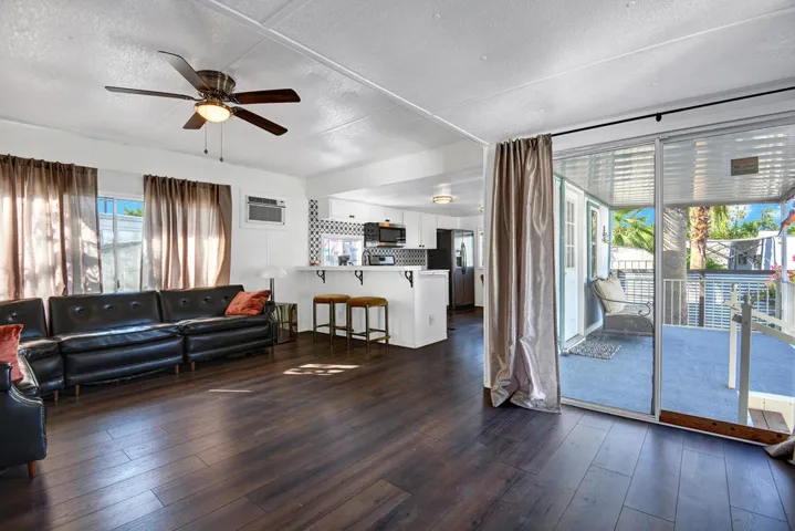 DINING SPACE REVERSE.jpg mls