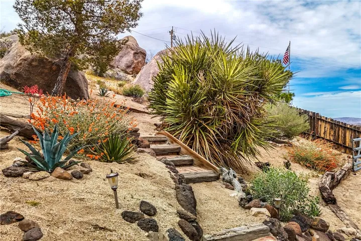 55525 Wood Road, Yucca Valley, California 92284