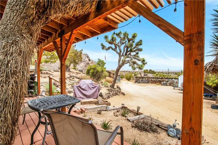 55525 Wood Road, Yucca Valley, California 92284
