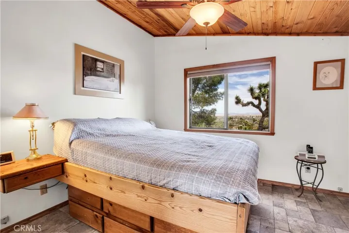 55525 Wood Road, Yucca Valley, California 92284
