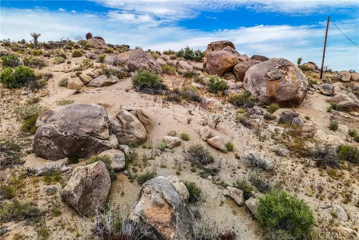55525 Wood Road, Yucca Valley, California 92284
