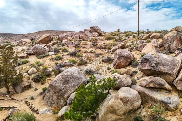 55525 Wood Road, Yucca Valley, California 92284