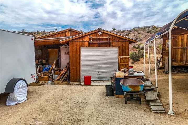 55525 Wood Road, Yucca Valley, California 92284