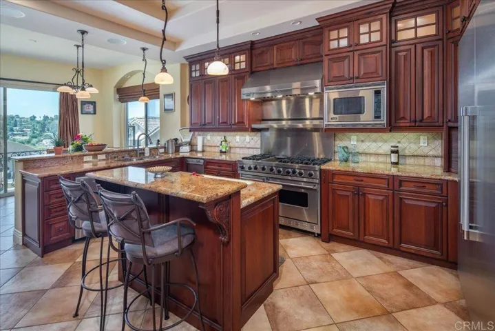 15111 La Plata Court, Ramona, California 92065