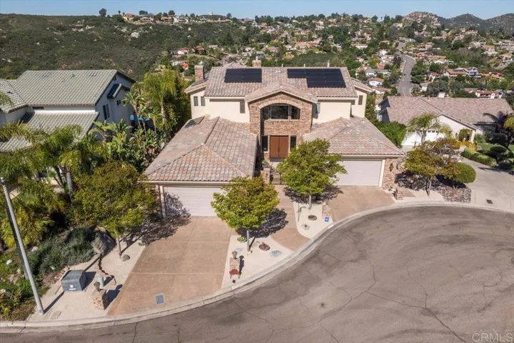 15111 La Plata Court, Ramona, California 92065