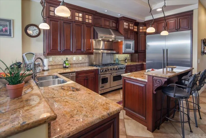15111 La Plata Court, Ramona, California 92065