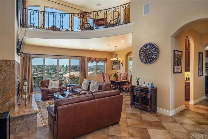 15111 La Plata Court, Ramona, California 92065