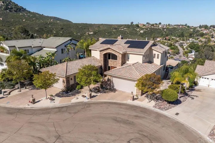 15111 La Plata Court, Ramona, California 92065