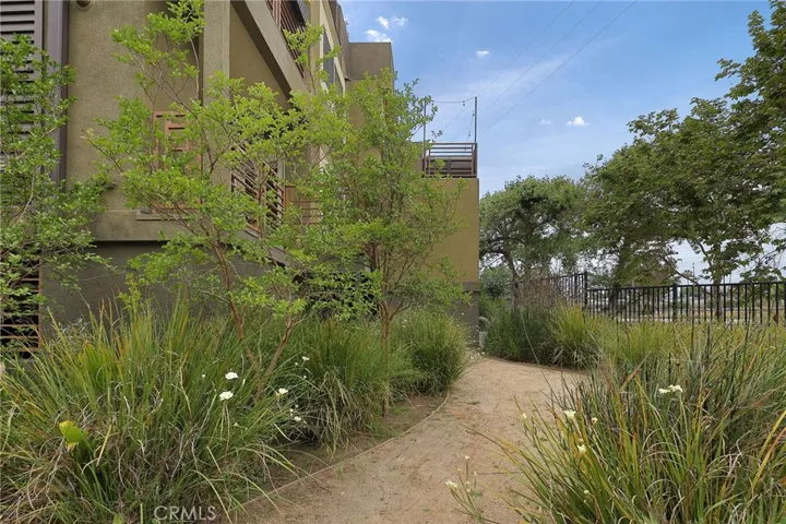 2980 Ripple Place 107, Los Angeles, California 90039