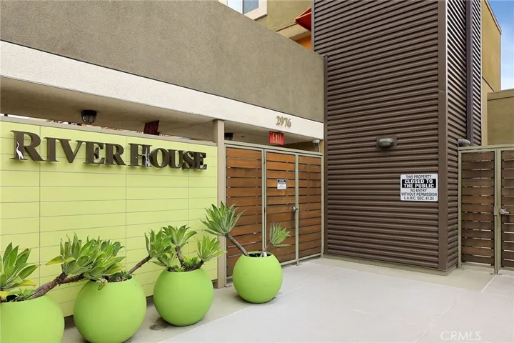 2980 Ripple Place 107, Los Angeles, California 90039