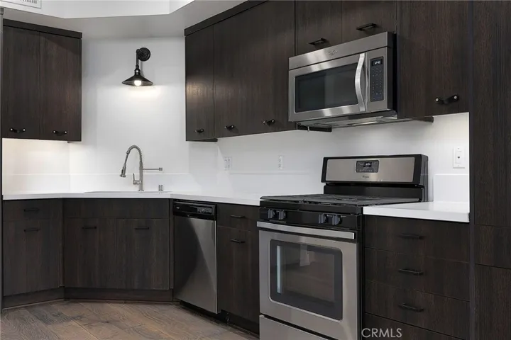 2980 Ripple Place 107, Los Angeles, California 90039