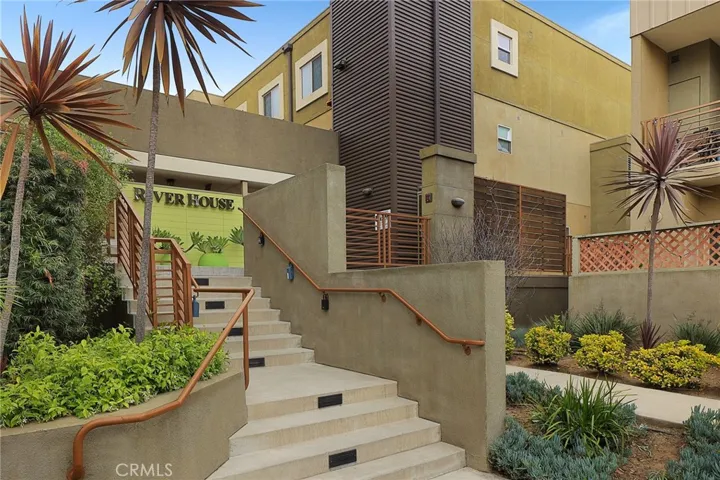 2980 Ripple Place 107, Los Angeles, California 90039