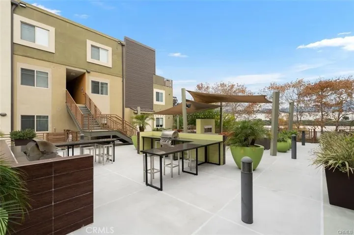 2980 Ripple Place 107, Los Angeles, California 90039