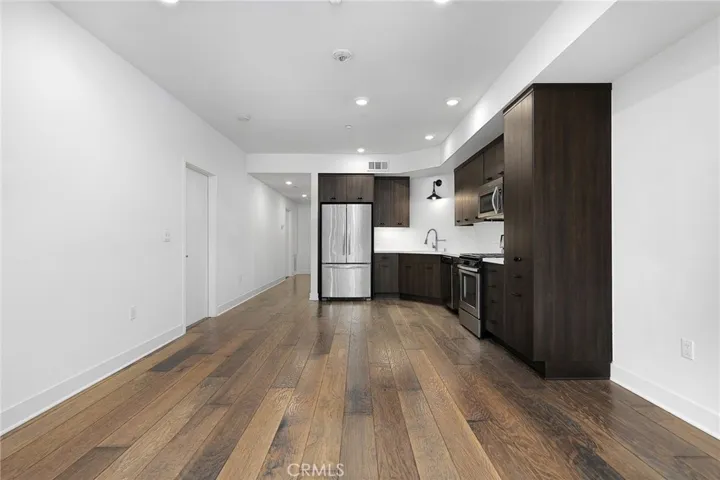 2980 Ripple Place 107, Los Angeles, California 90039