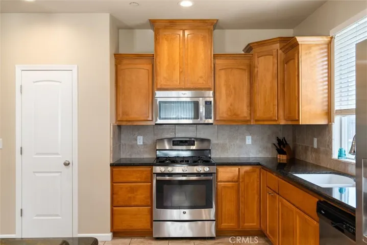 Pantry/kitchen