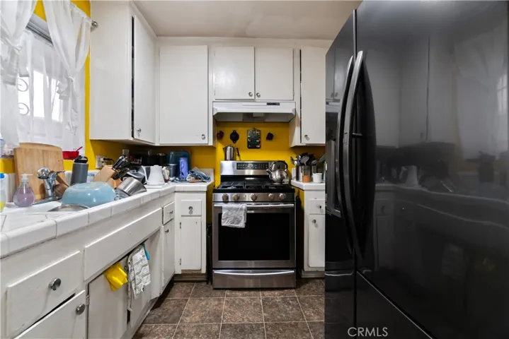 3741 S Bentley Avenue, Los Angeles, California 90034