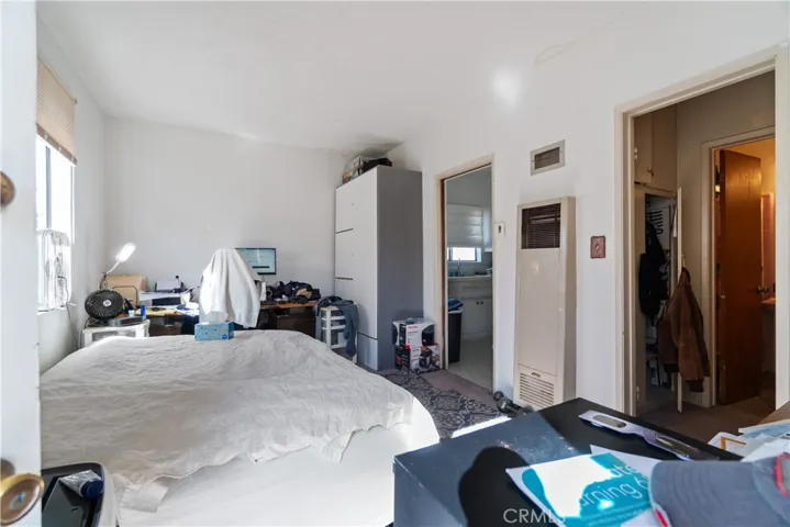 3741 S Bentley Avenue, Los Angeles, California 90034