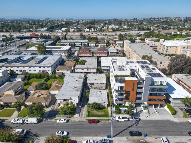 3741 S Bentley Avenue, Los Angeles, California 90034
