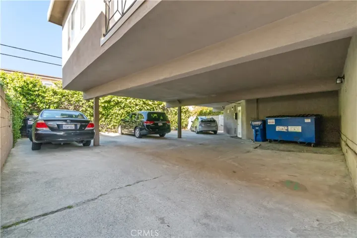 3741 S Bentley Avenue, Los Angeles, California 90034