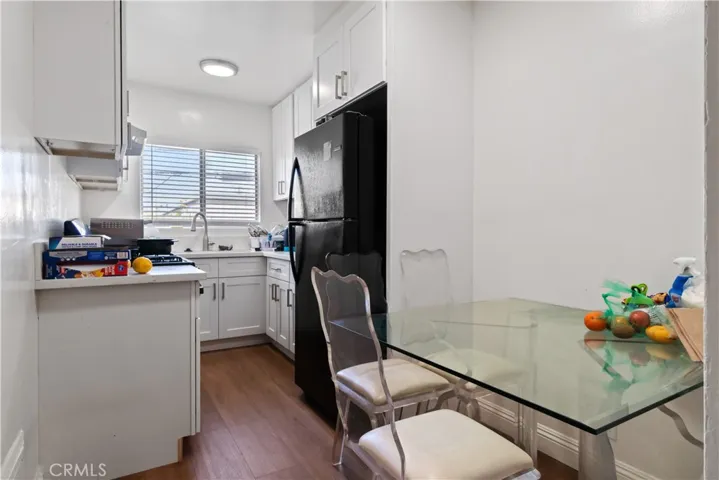 3741 S Bentley Avenue, Los Angeles, California 90034